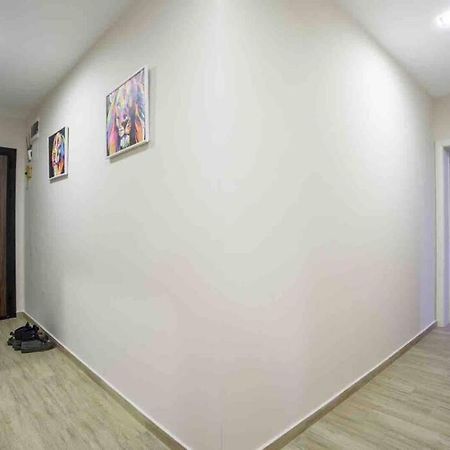 Sunny Spacious Apartment In A Great Location Kazanłyk Zewnętrze zdjęcie